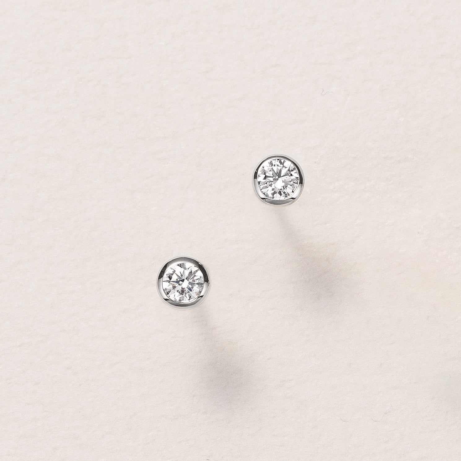 ダイヤモンド プラチナピアス(計0.20カラット/Dカラー/SIクラス/3EX/H&C/4月誕生石/グレーディングレポート付)《26C30114》