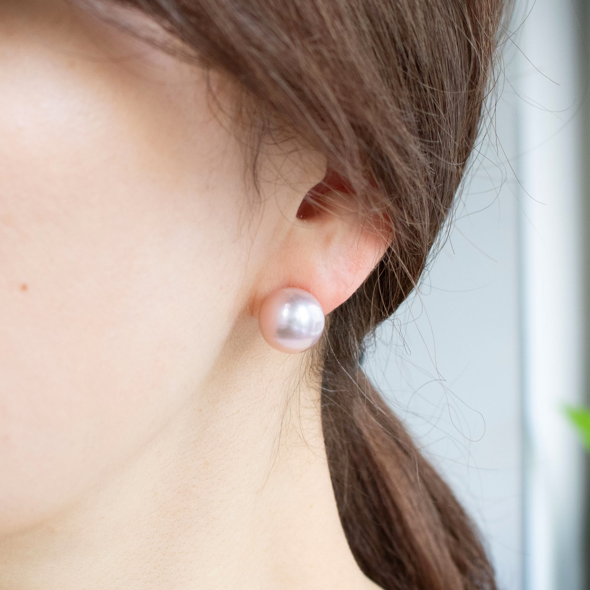 パール プラチナピアス(淡水真珠/パープル系/6月誕生石)《26C30132》