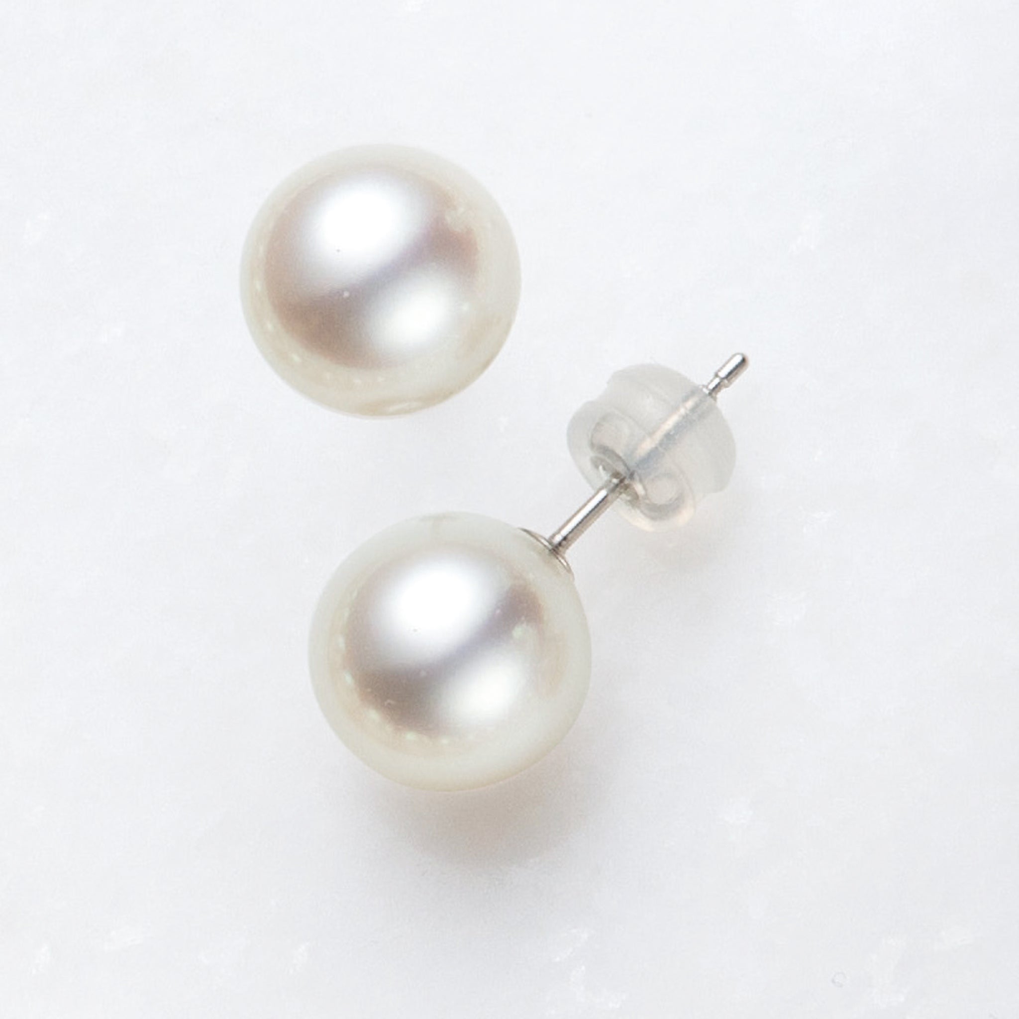 パール プラチナピアス(アコヤ真珠/9mm/宇和島産/6月誕生石/原産地証明書付)《26H01002》