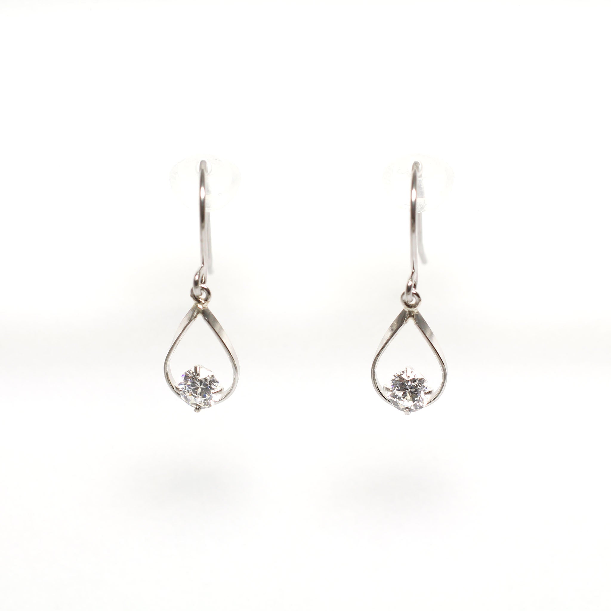 キュービックジルコニアプラチナピアス《26H03809》