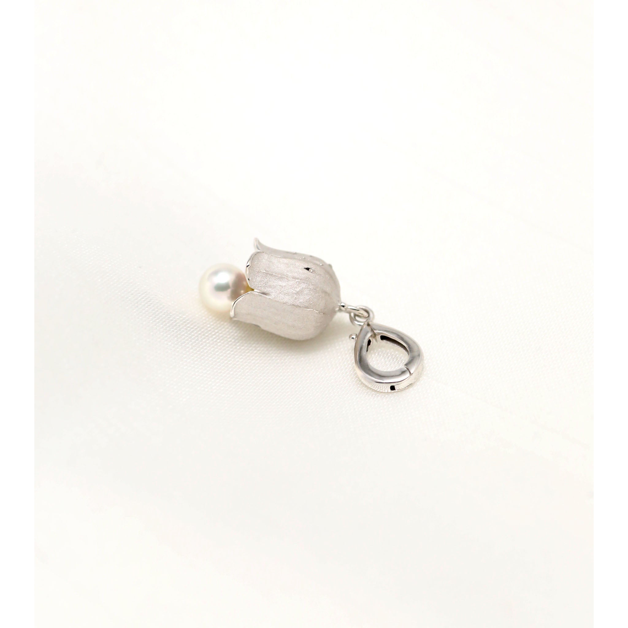 【限定8点】パール K18ペンダントトップ(アコヤ真珠/カンパニュラモチーフ/6月誕生石)《26N00302》