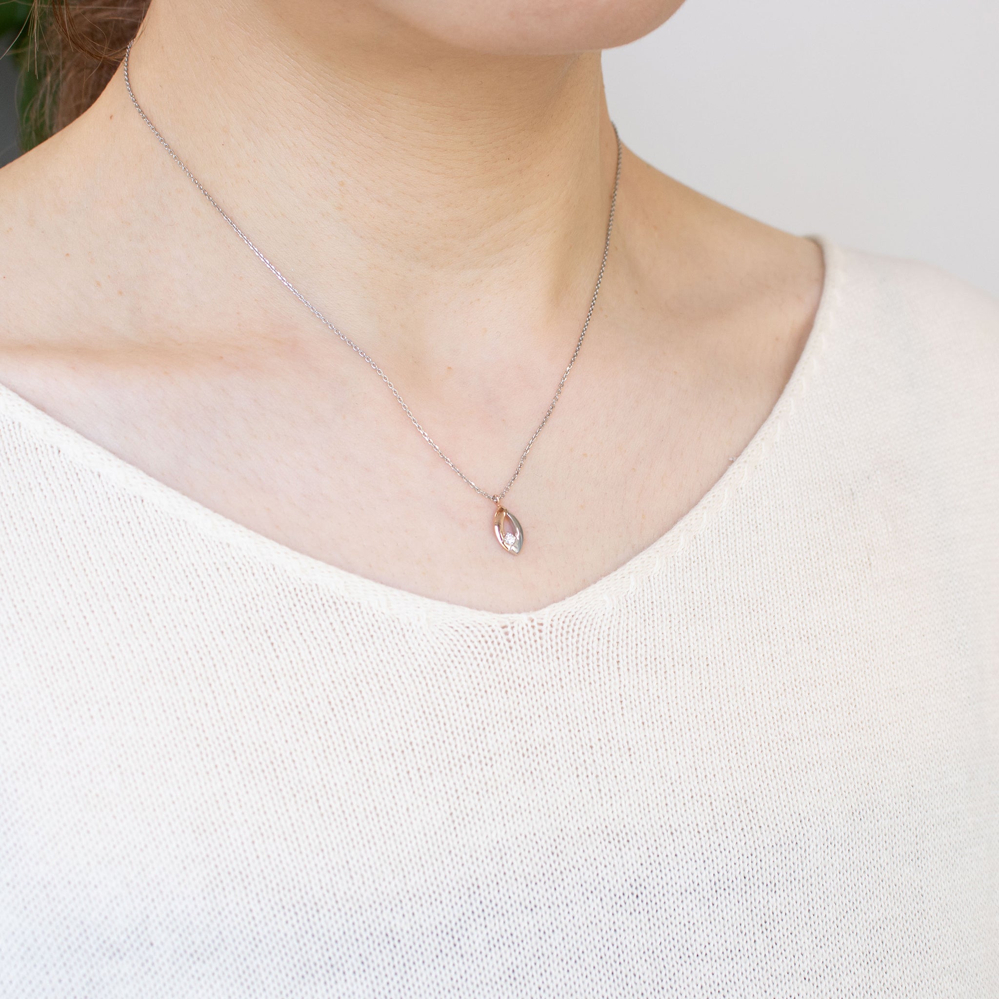 ダイヤモンド プラチナネックレス(コンビカラー/4月誕生石)《26N01810》