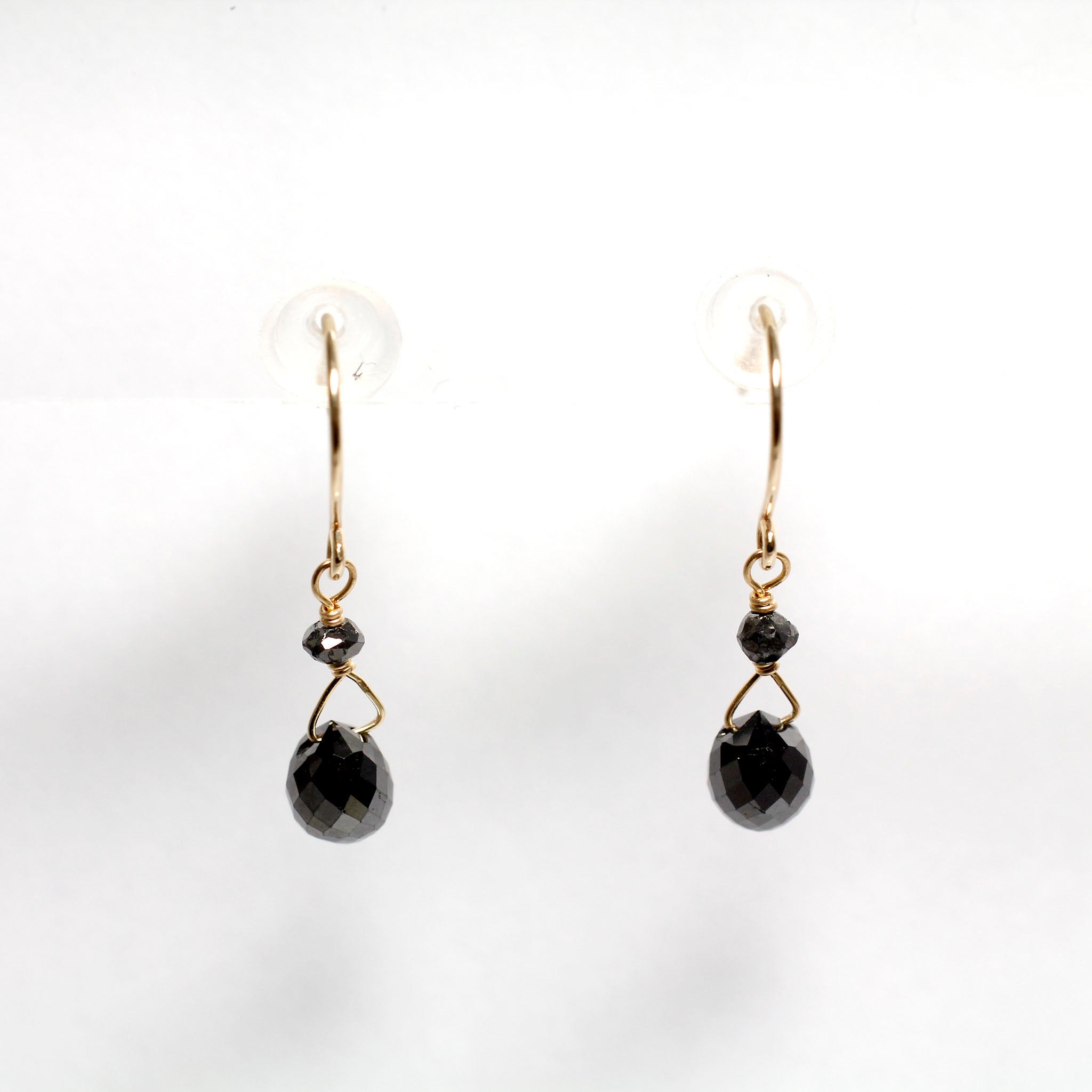 ブラックダイヤモンド K10ピアス(4月誕生石)《26N02608》
