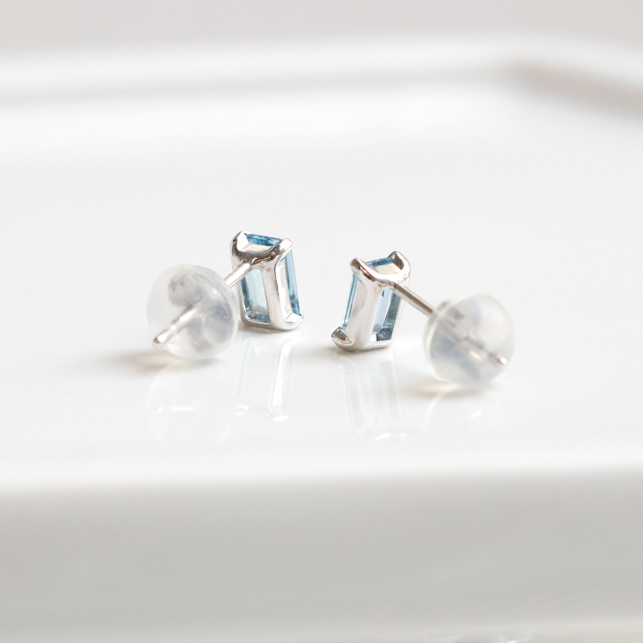 【限定1点】アクアマリン プラチナピアス(3月誕生石)《26T10105》