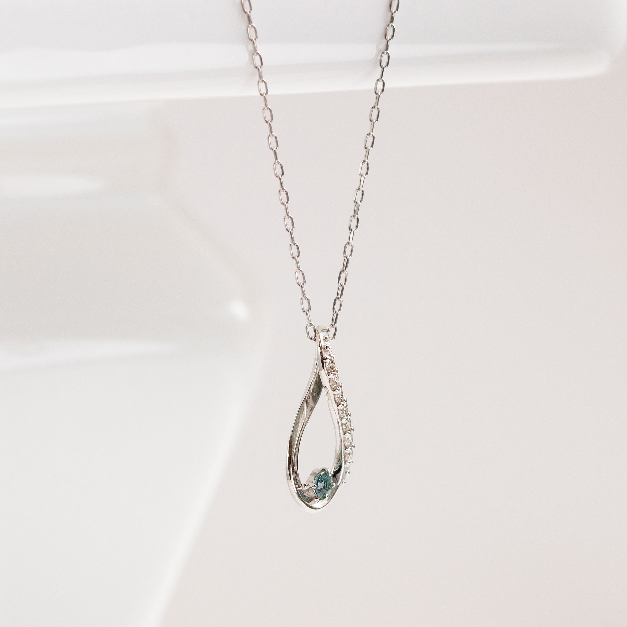 【限定1点】アレキサンドライト/ダイヤモンド プラチナネックレス(6月誕生石)《26T10106》