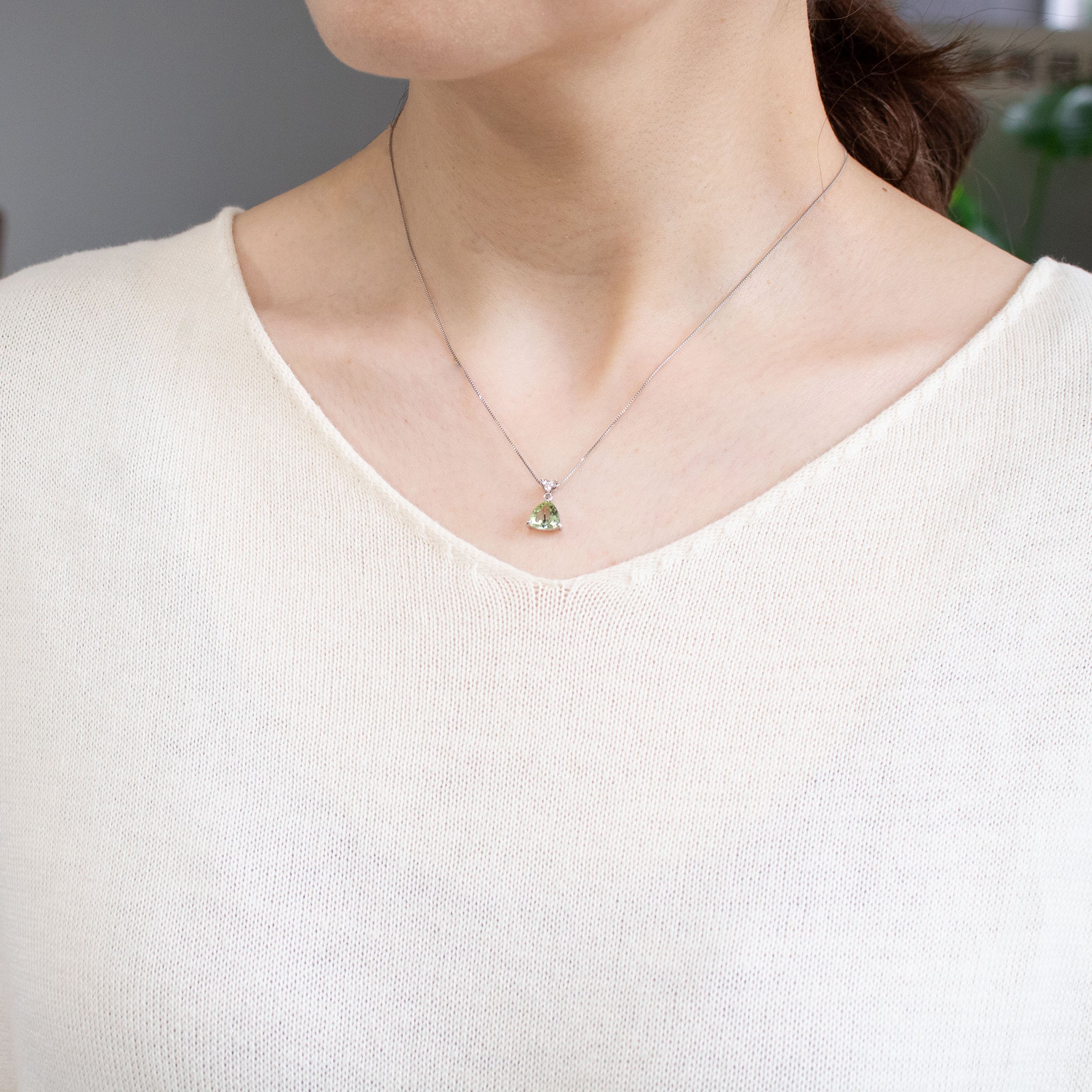 【限定1点】ルードヴィッヒアイトインペリドット/ダイヤモンド プラチナネックレス(8月誕生石/鑑別書付)《26T10109》