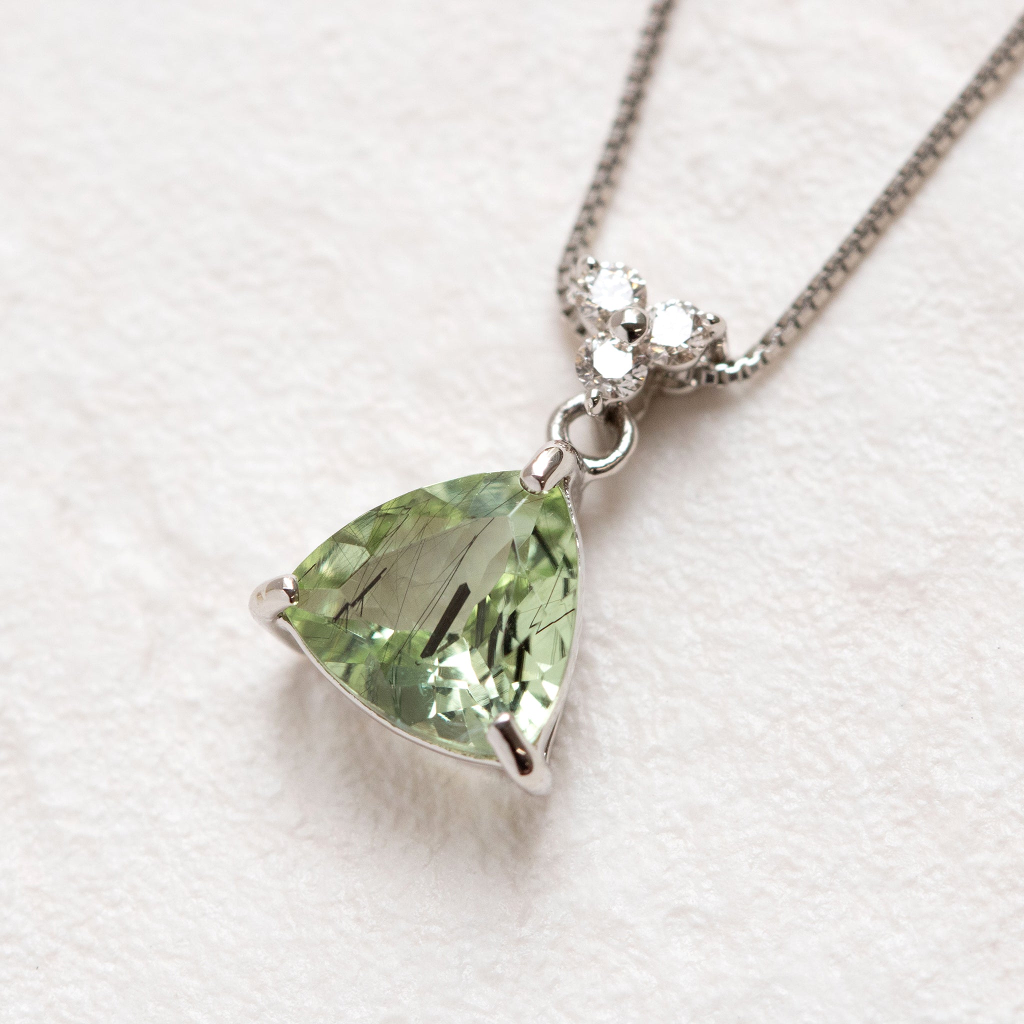 【限定1点】ルードヴィッヒアイトインペリドット/ダイヤモンド プラチナネックレス(8月誕生石/鑑別書付)《26T10109》