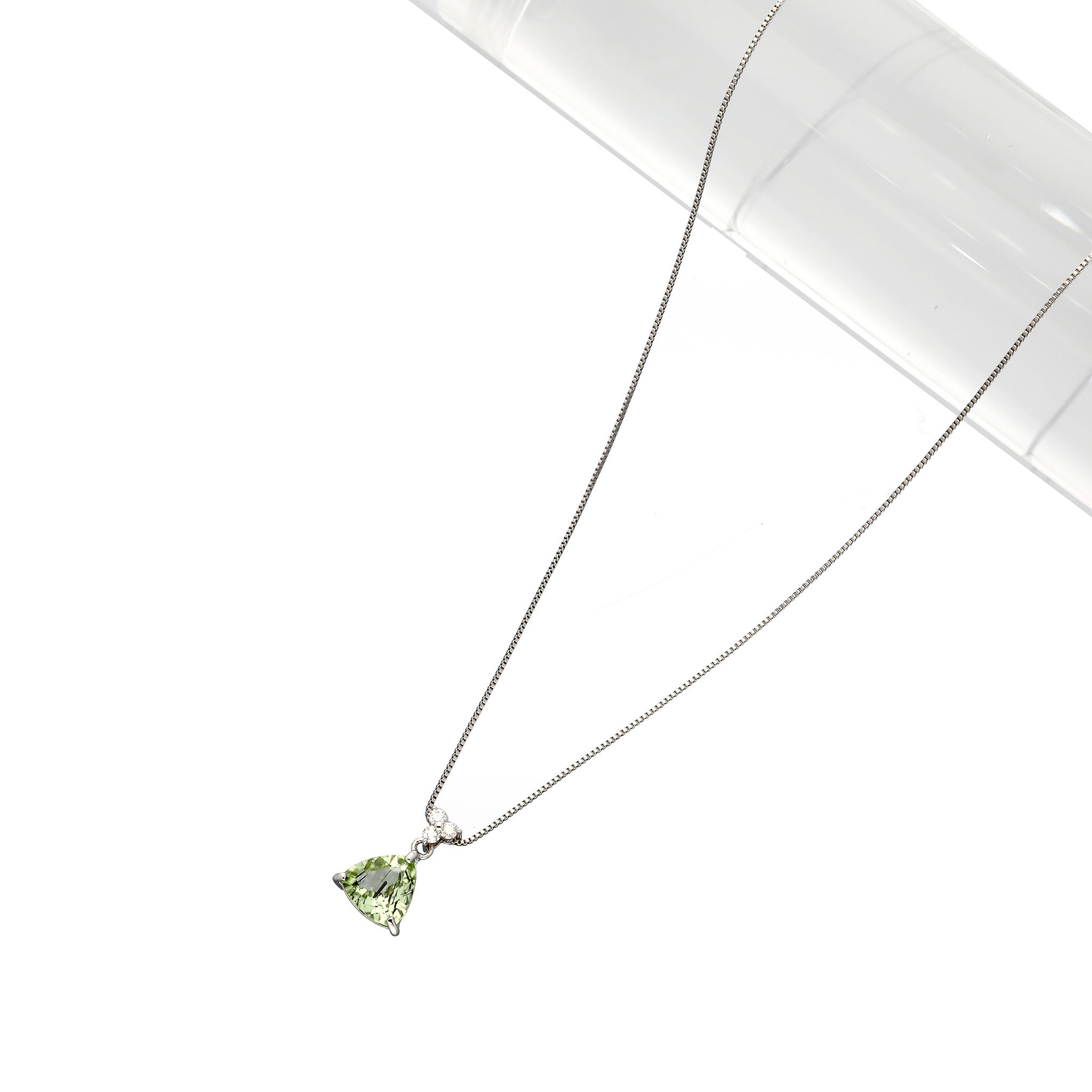 【限定1点】ルードヴィッヒアイトインペリドット/ダイヤモンド プラチナネックレス(8月誕生石/鑑別書付)《26T10109》
