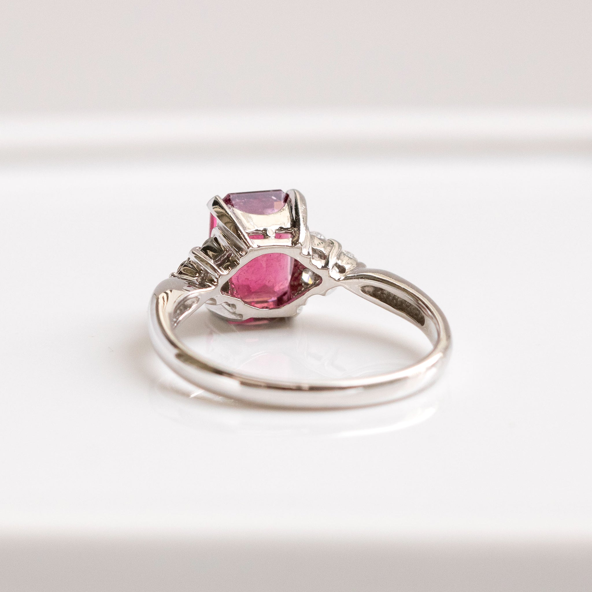 【限定1点】ルベライト/ダイヤモンド プラチナリング(1.79カラット/10月誕生石/鑑別書付)《26T10113》