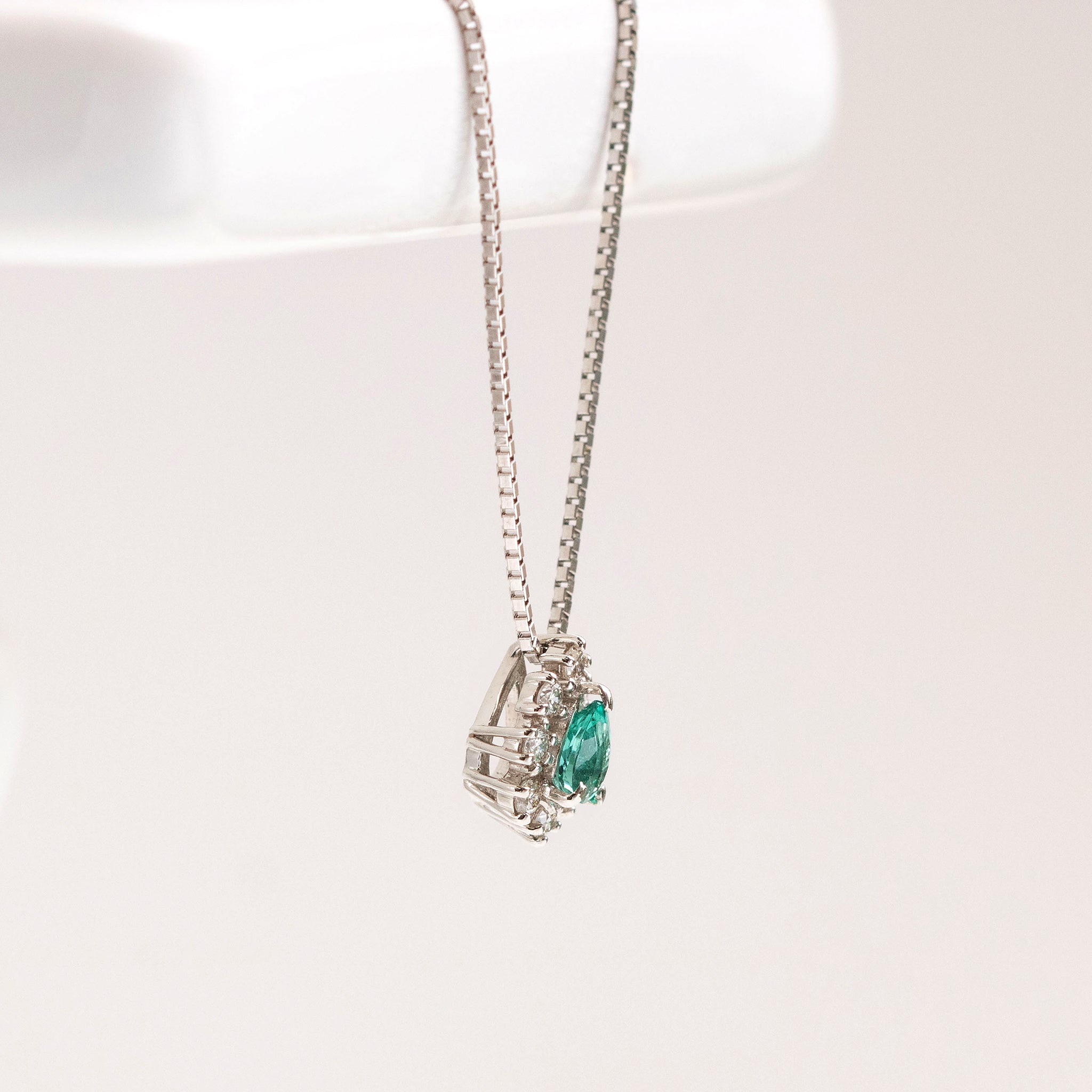 【限定1点】パライバトルマリン/ダイヤモンド プラチナネックレス(ノーヒート/非加熱/10月誕生石/鑑別書付)《26T10114》