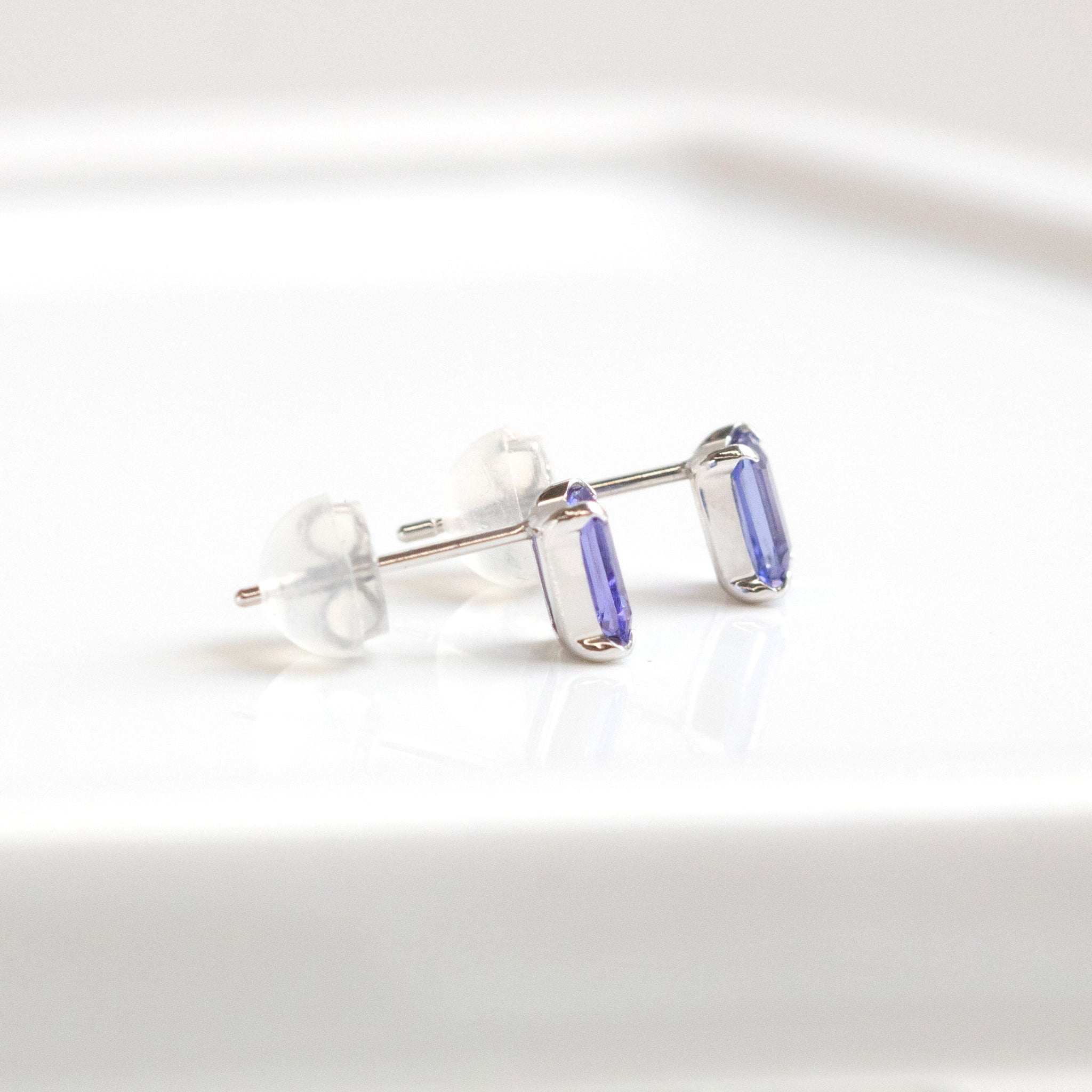 【限定1点】タンザナイト プラチナピアス(12月誕生石)《26T10118》