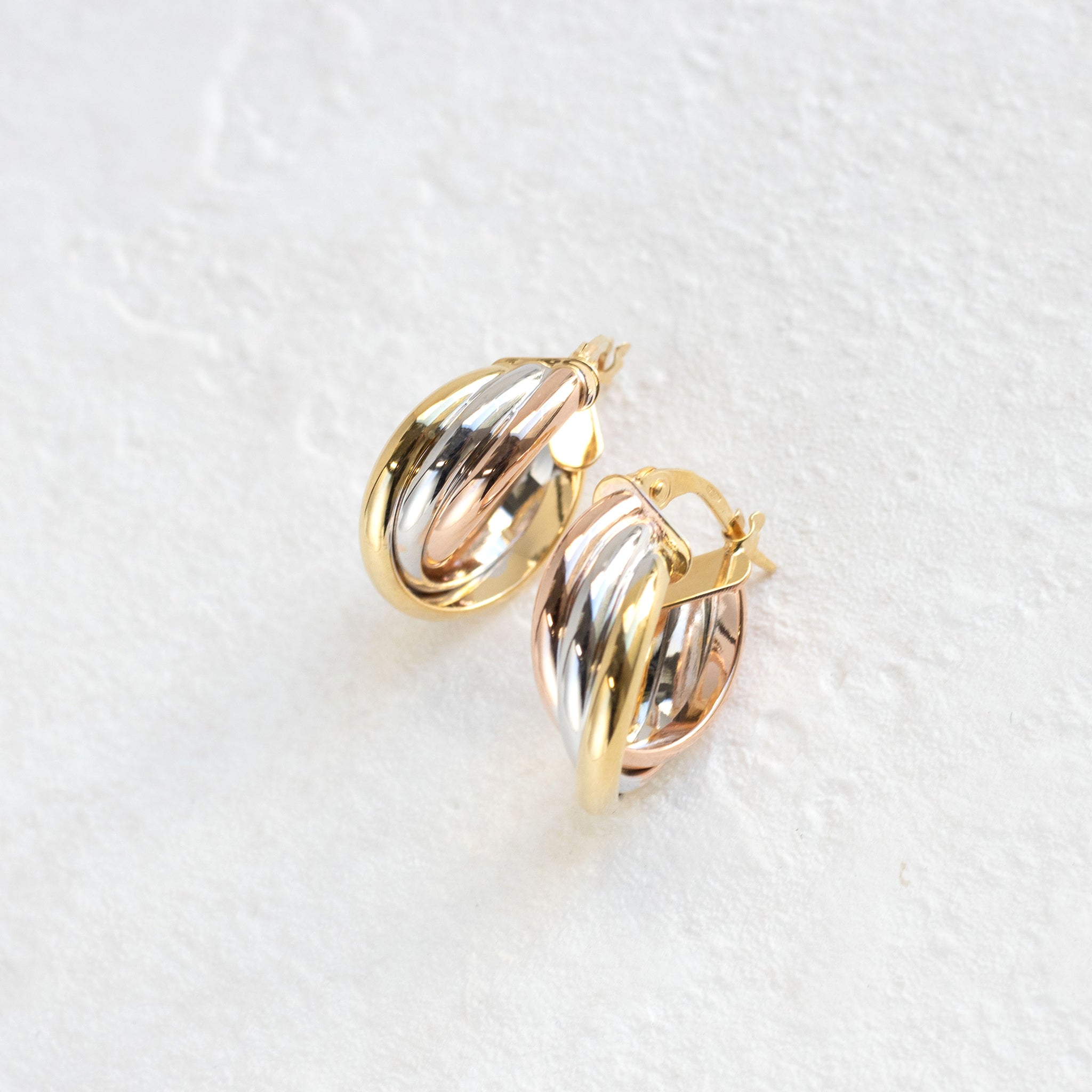 K18ピアス(スリーカラー/イタリア製)《26T10127》