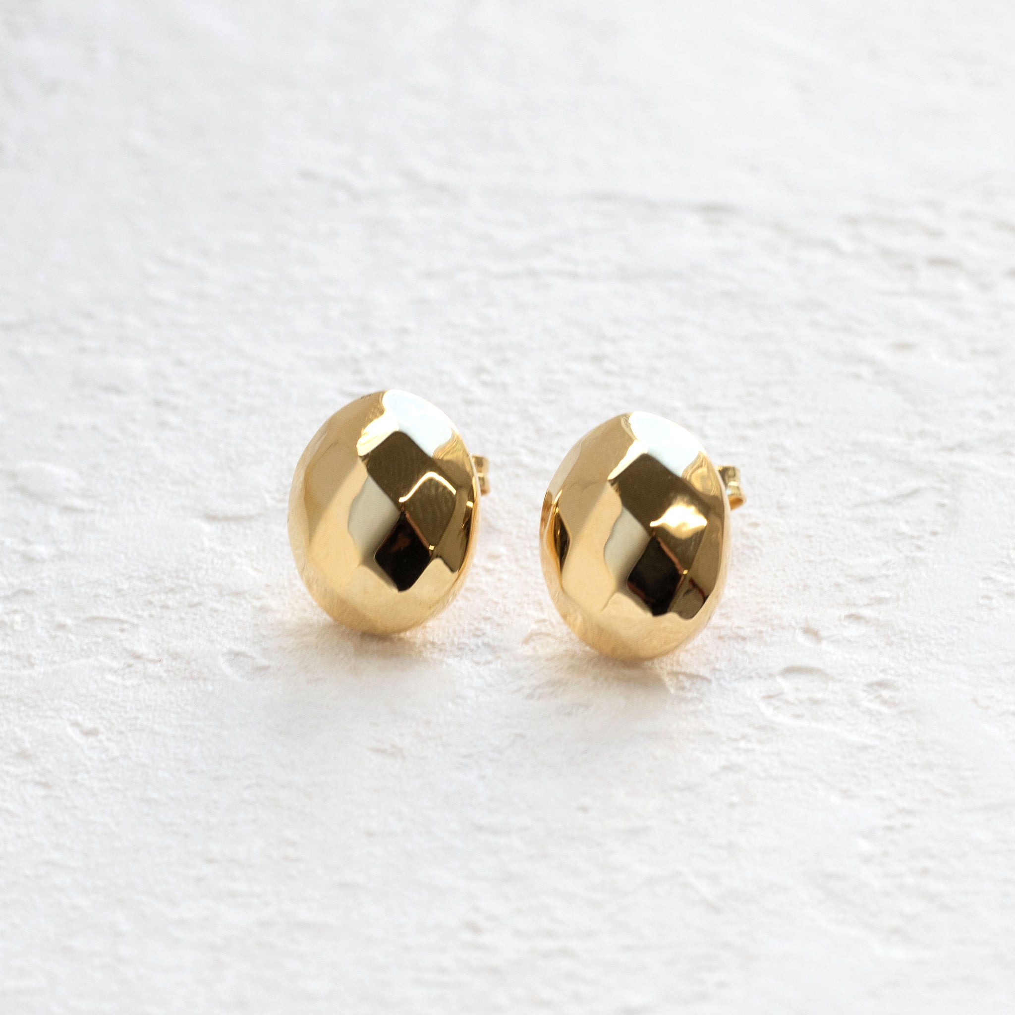 K18ピアス(イタリア製)《26T10128》