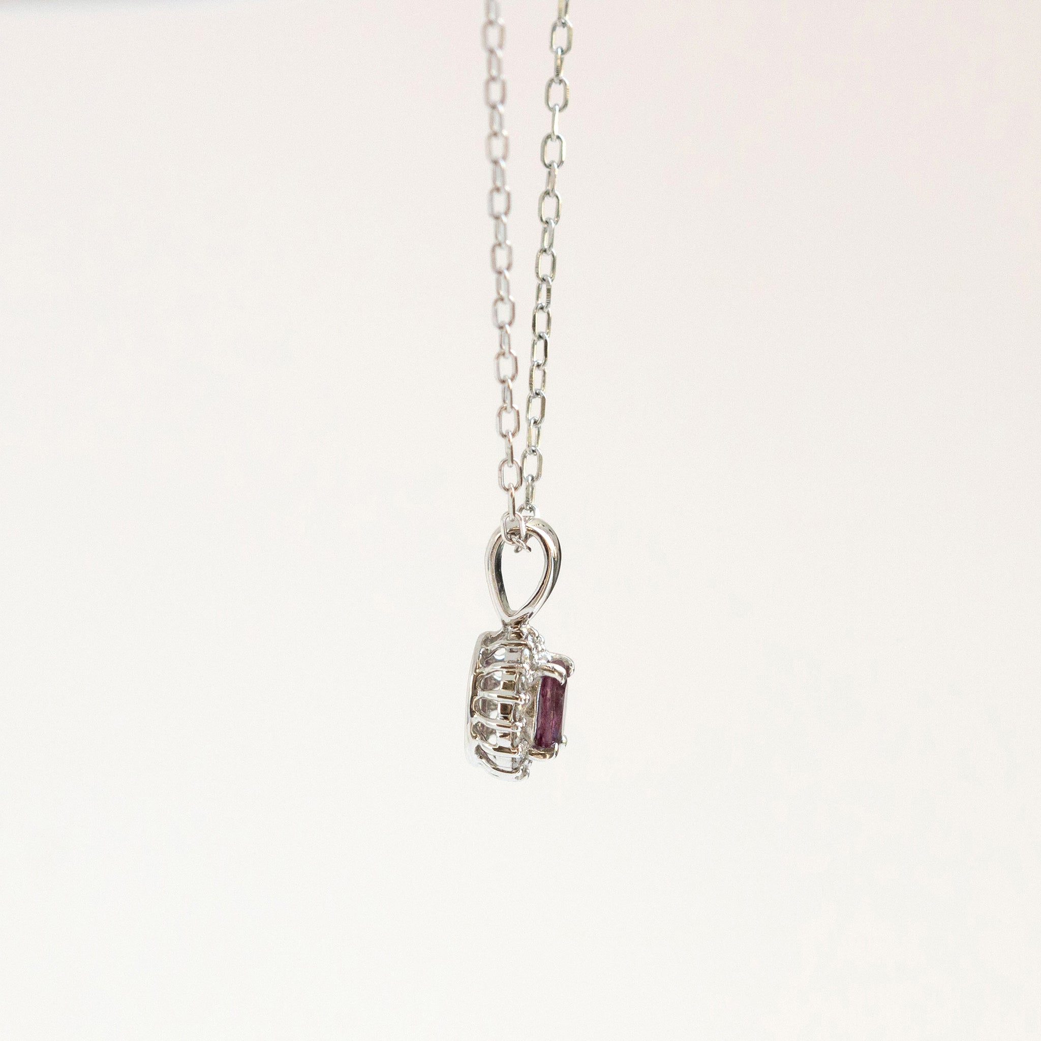 【限定1点】ルビー/ダイヤモンド プラチナネックレス(7月誕生石)《26T10137》