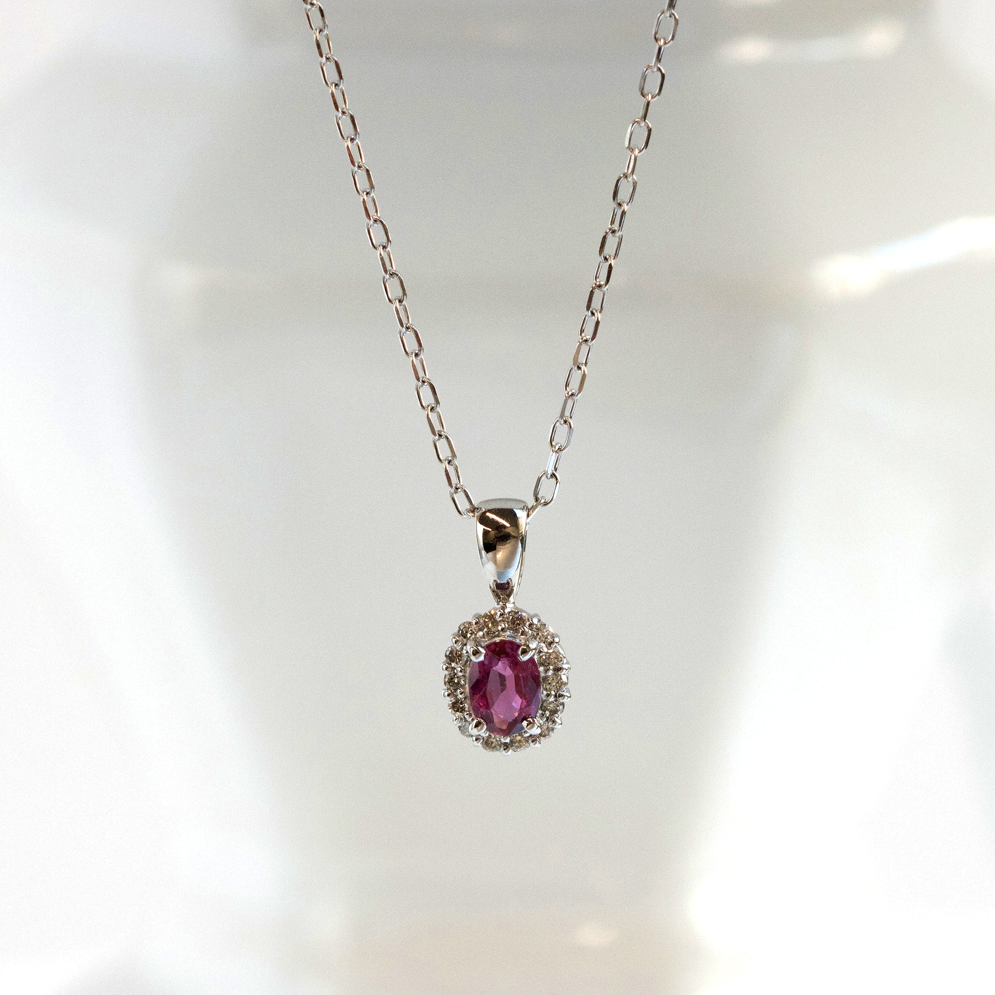 【限定1点】ルビー/ダイヤモンド プラチナネックレス(7月誕生石)《26T10137》