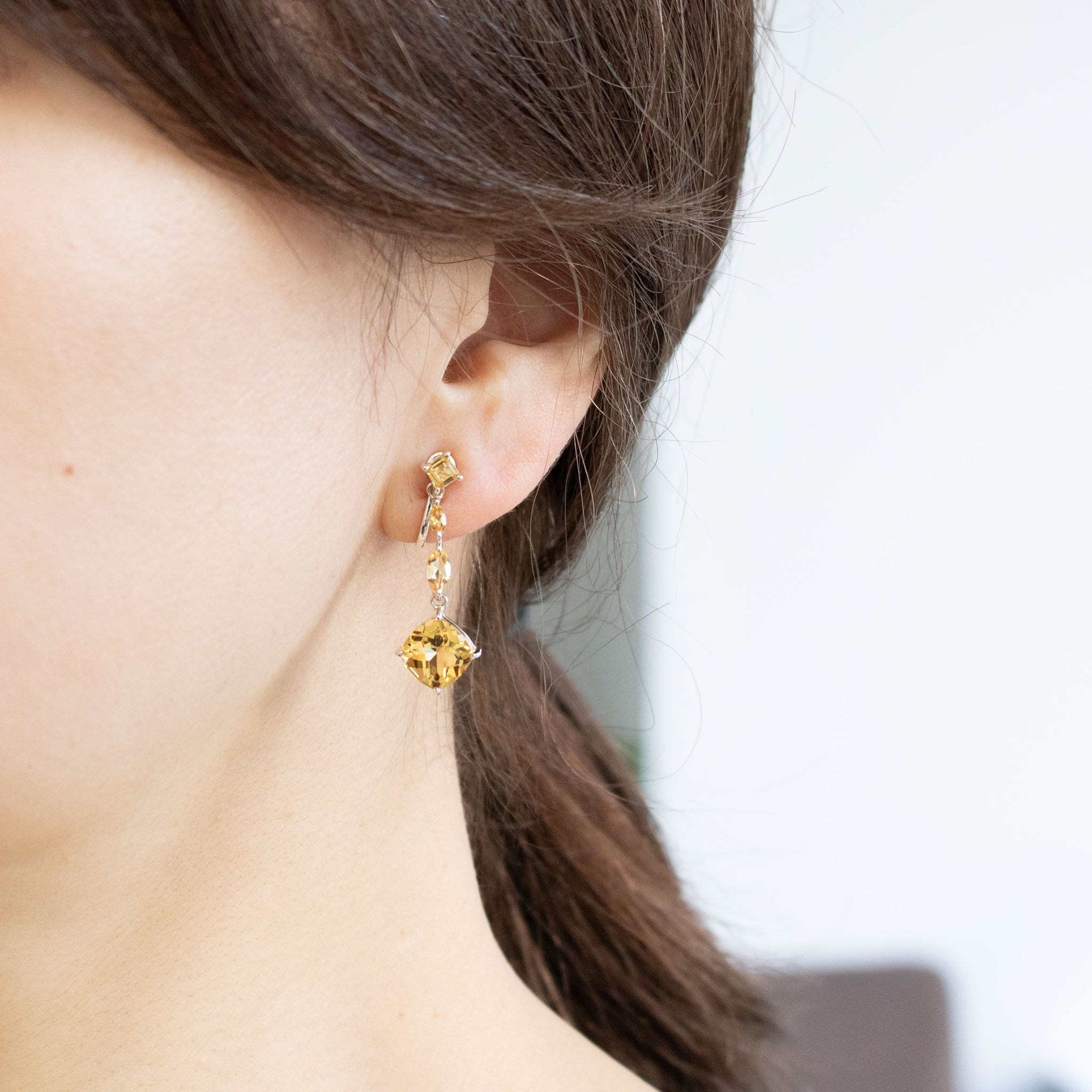 シトリン シルバーイヤリング(11月誕生石)《26T10155》