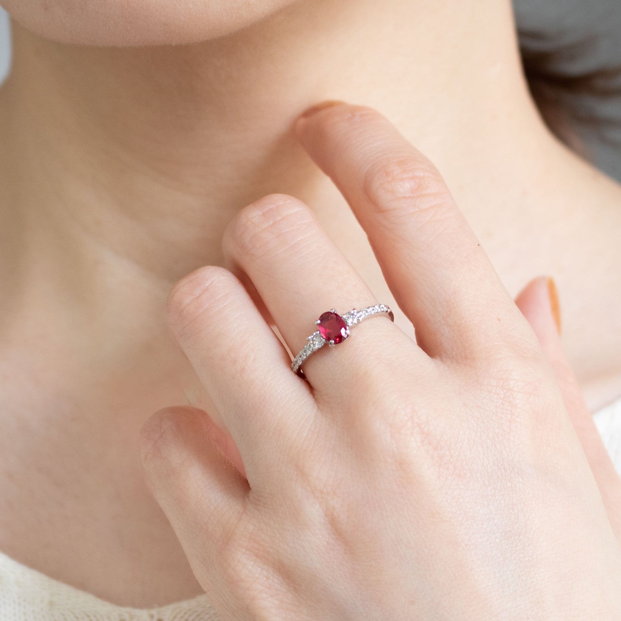 【限定1点】ルビー/ダイヤモンド プラチナリング(0.53カラット/ピジョンブラッド/鑑別書付/7月誕生石)《26T10159》