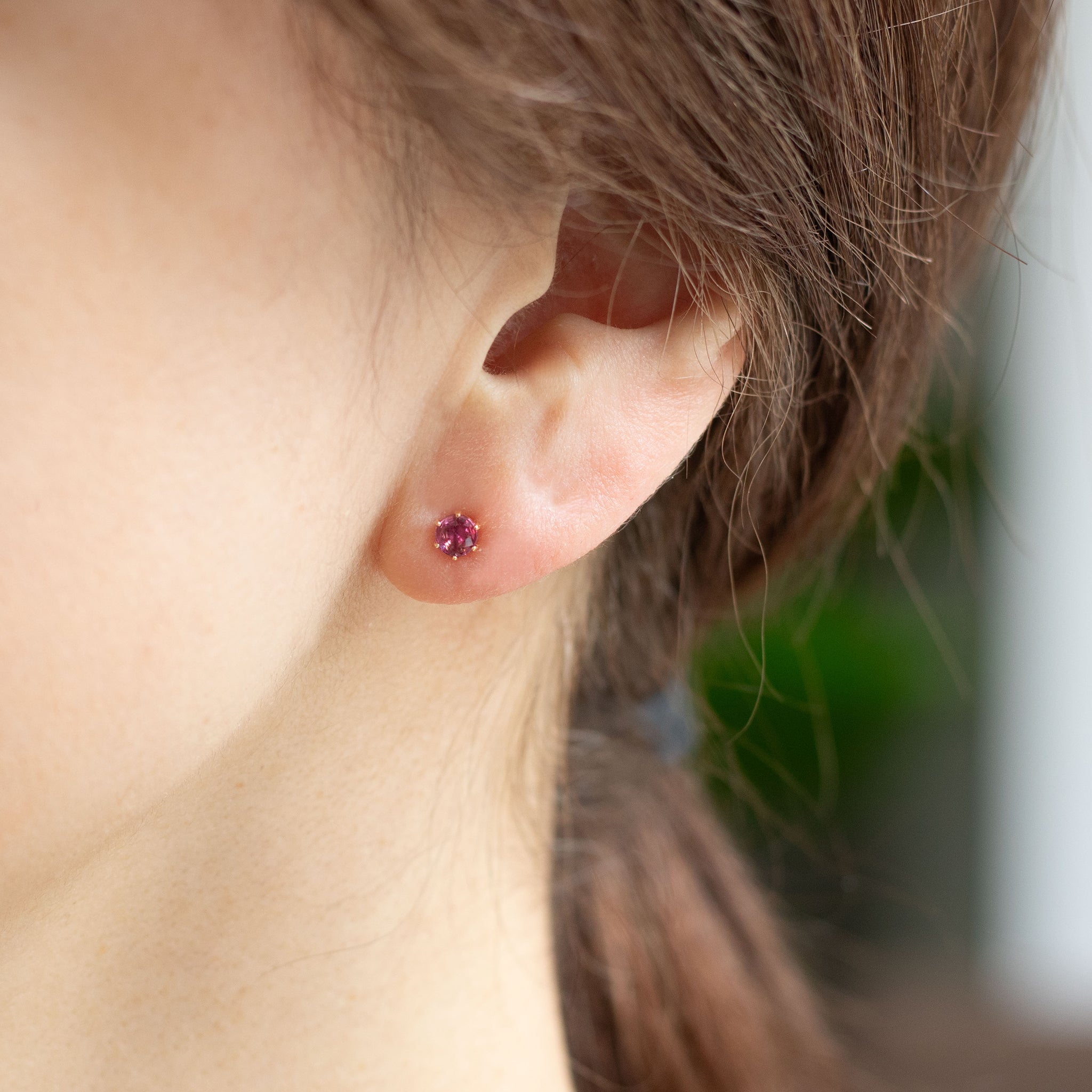 【限定1点】ルビー K18ピアス(計0.40カラット/7月誕生石)《26T10160》