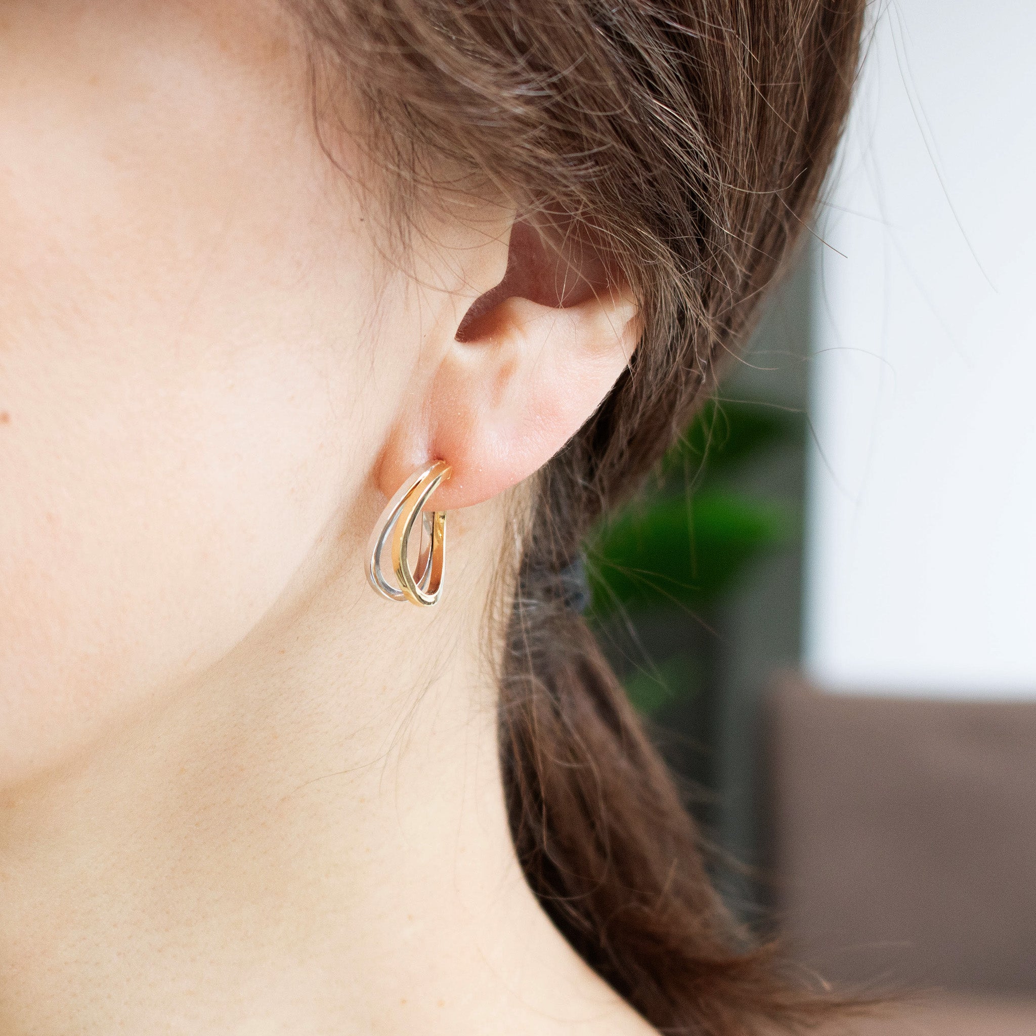 K18ピアス(コンビカラー/イタリア製)《26T10164》