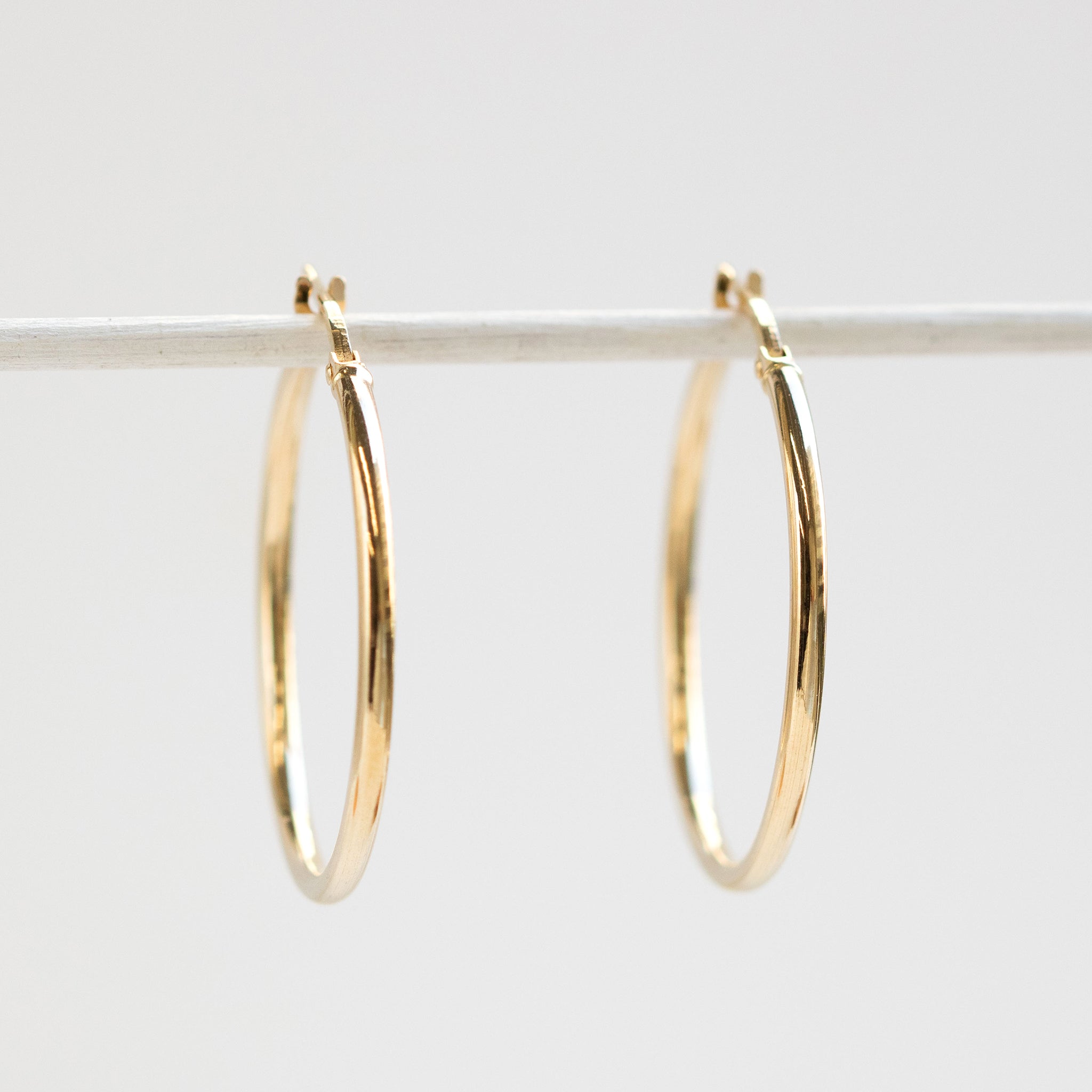 K18ピアス(フープ/イタリア製)《26T10166》