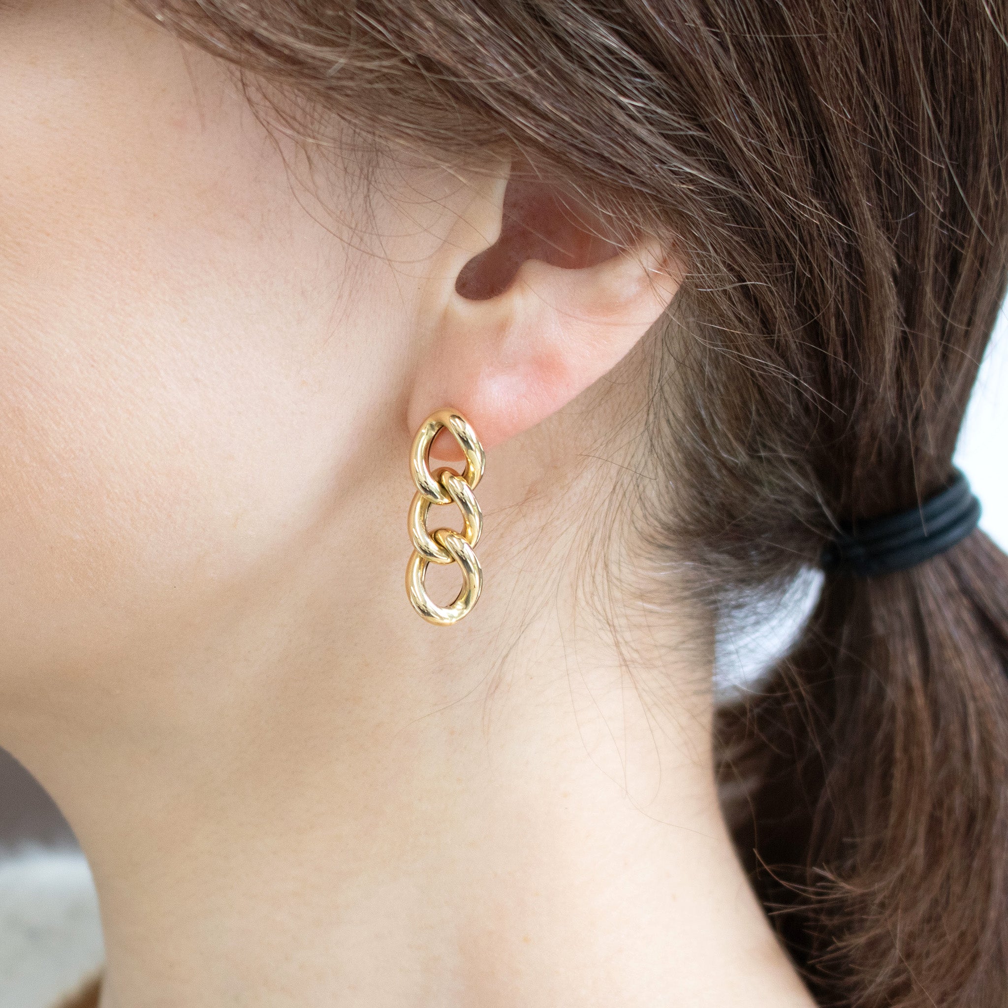 K18ピアス(イタリア製)《26T10167》