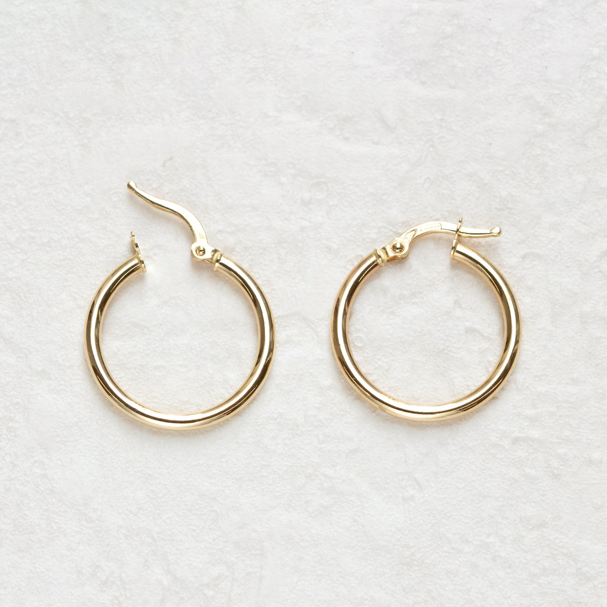 K18ピアス(フープ)《26T10257》