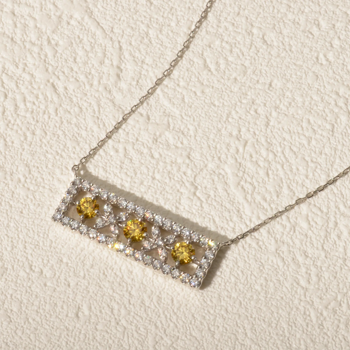 【限定1点】オレンジダイヤモンド/ダイヤモンド プラチナネックレス(FVYO/計0.4ct/グレーディングレポート付/4月誕生石)《JPDD2105》