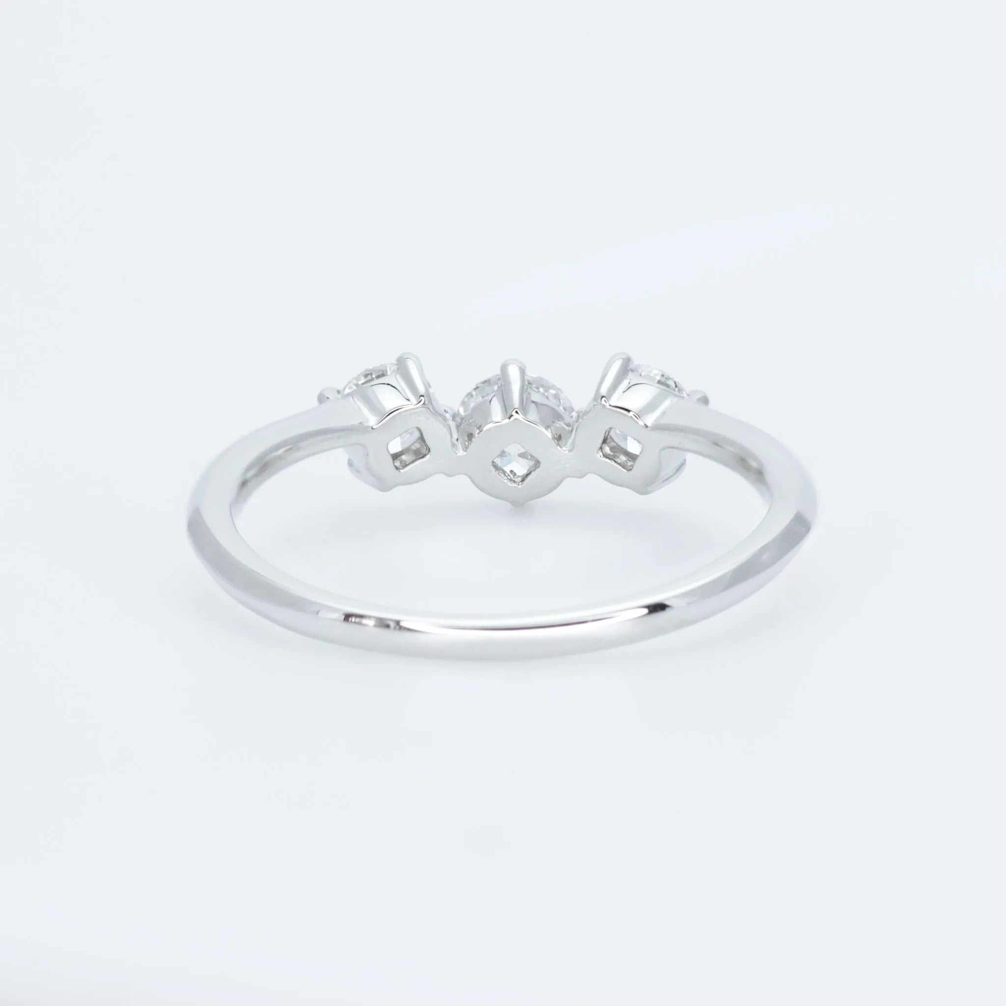 ダイヤモンド プラチナリング(計0.5カラット/Dカラー/SI2UP/EXCELLENT/4月誕生石)《JRGD1057》