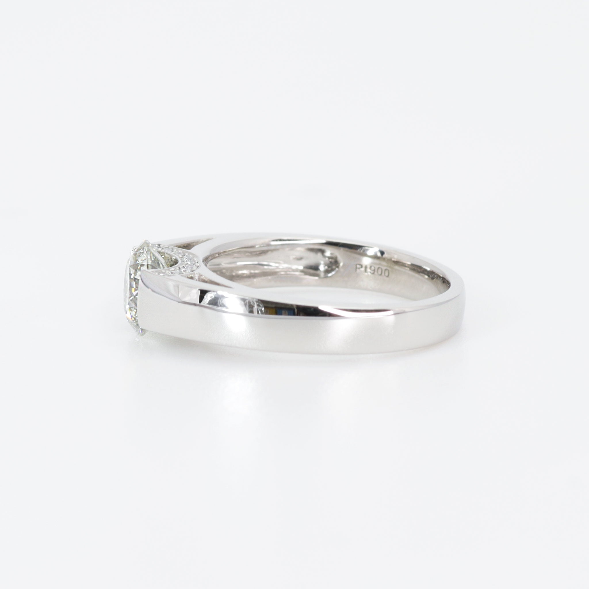 ダイヤモンド プラチナリング(1.0カラット/一粒/4月誕生石