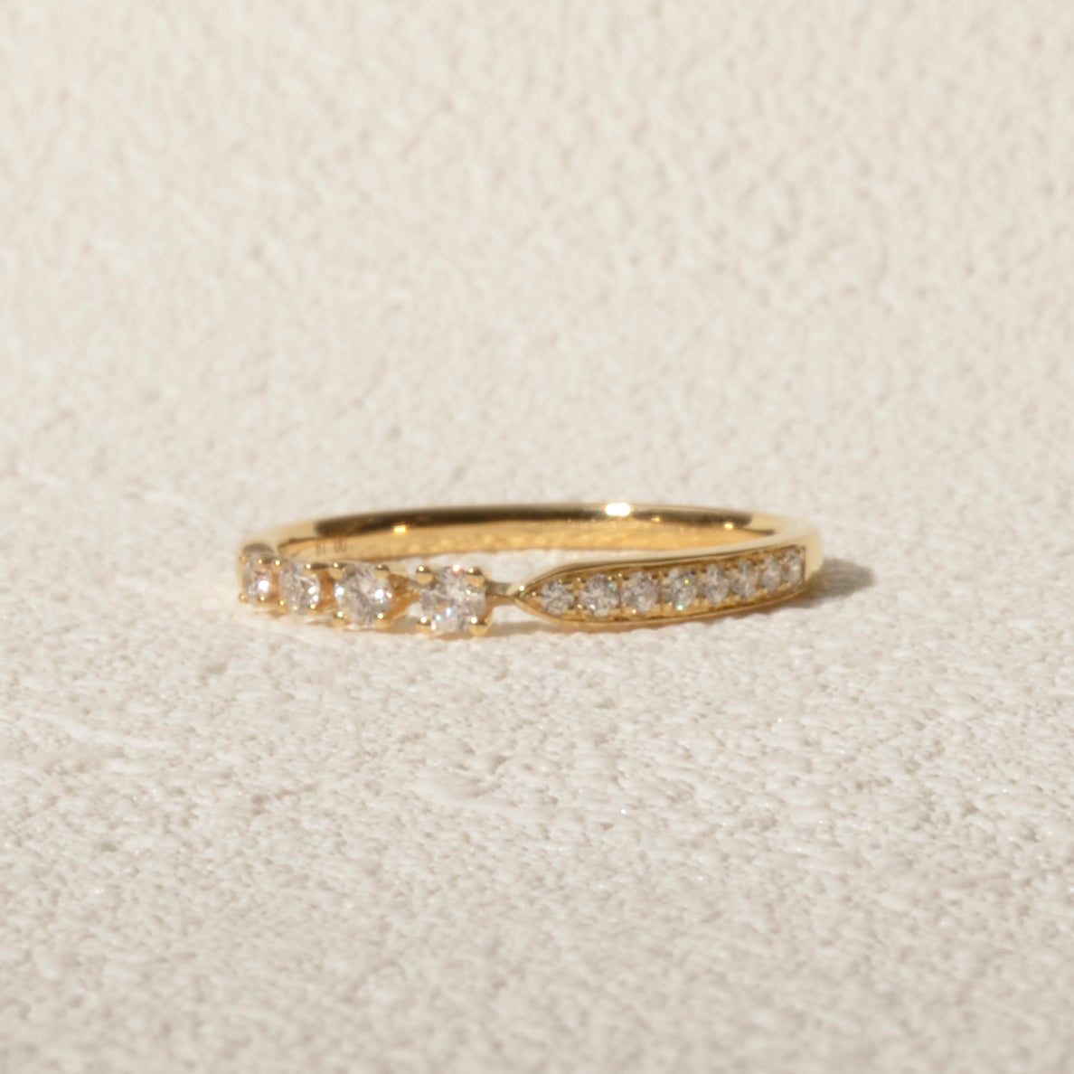 【限定1点】ダイヤモンド K18リング(計0.19ct/4月誕生石)《JRGD2096》
