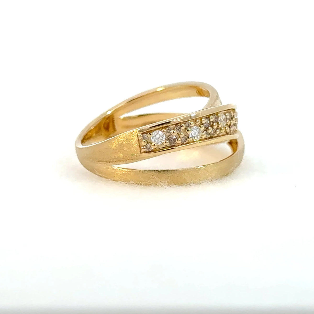 【限定1点】ダイヤモンド K18リング(計0.08ct/4月誕生石)《JRGD2098》