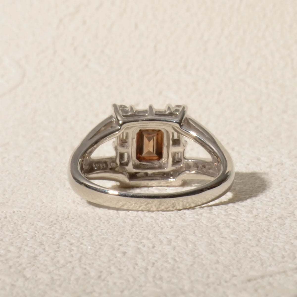 【限定1点】ブラウンダイヤモンド プラチナリング(1.402ct/グレーディングレポート付/4月誕生石)《JRGD2104》
