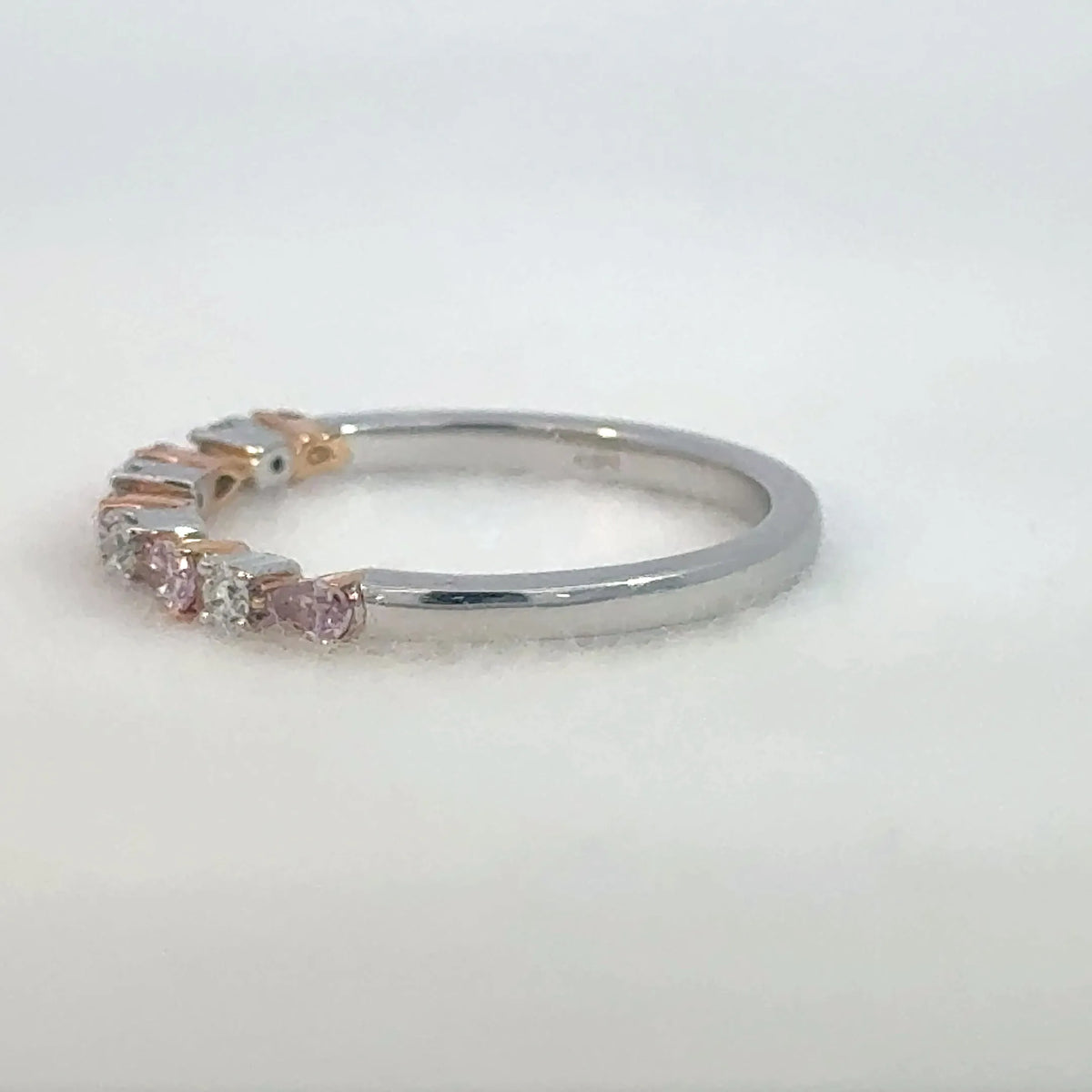 【限定1点】ピンクダイヤモンド/ダイヤモンド プラチナ/K18リング(FPP/計0.248ct/グレーディングレポート付/4月誕生石)《JRGD2119》