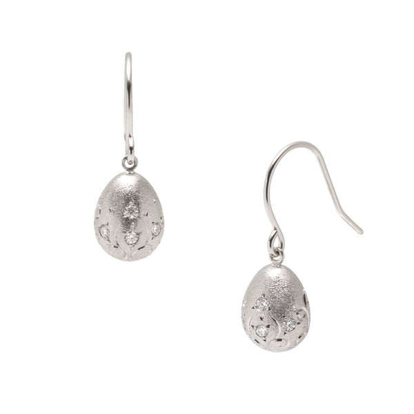 ダイヤ プラチナ ピアス ダイヤモンド プラチナピアス(卵モチーフ/鑑別書付き)《M0030042