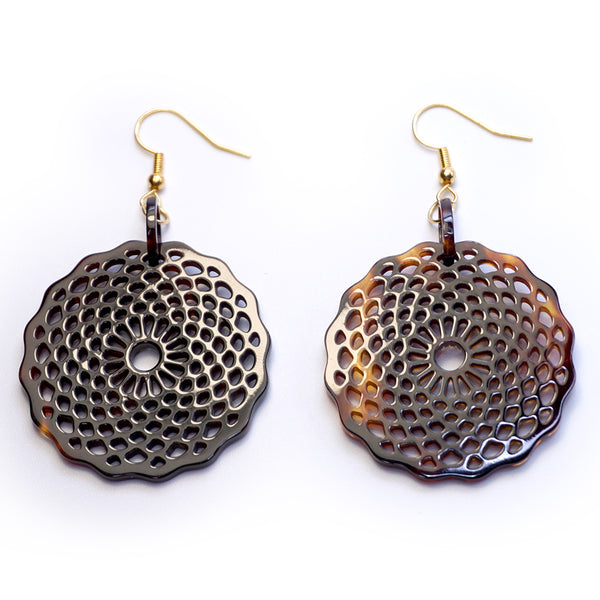 べっ甲 ピアス（菊花模様・大輪）《M0080032》 | 京セラ