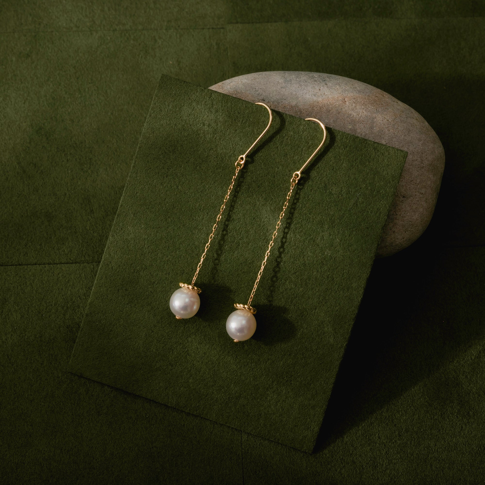 パール K18ピアス(アコヤ真珠/6.5mm/6月誕生石)〈M0110005〉