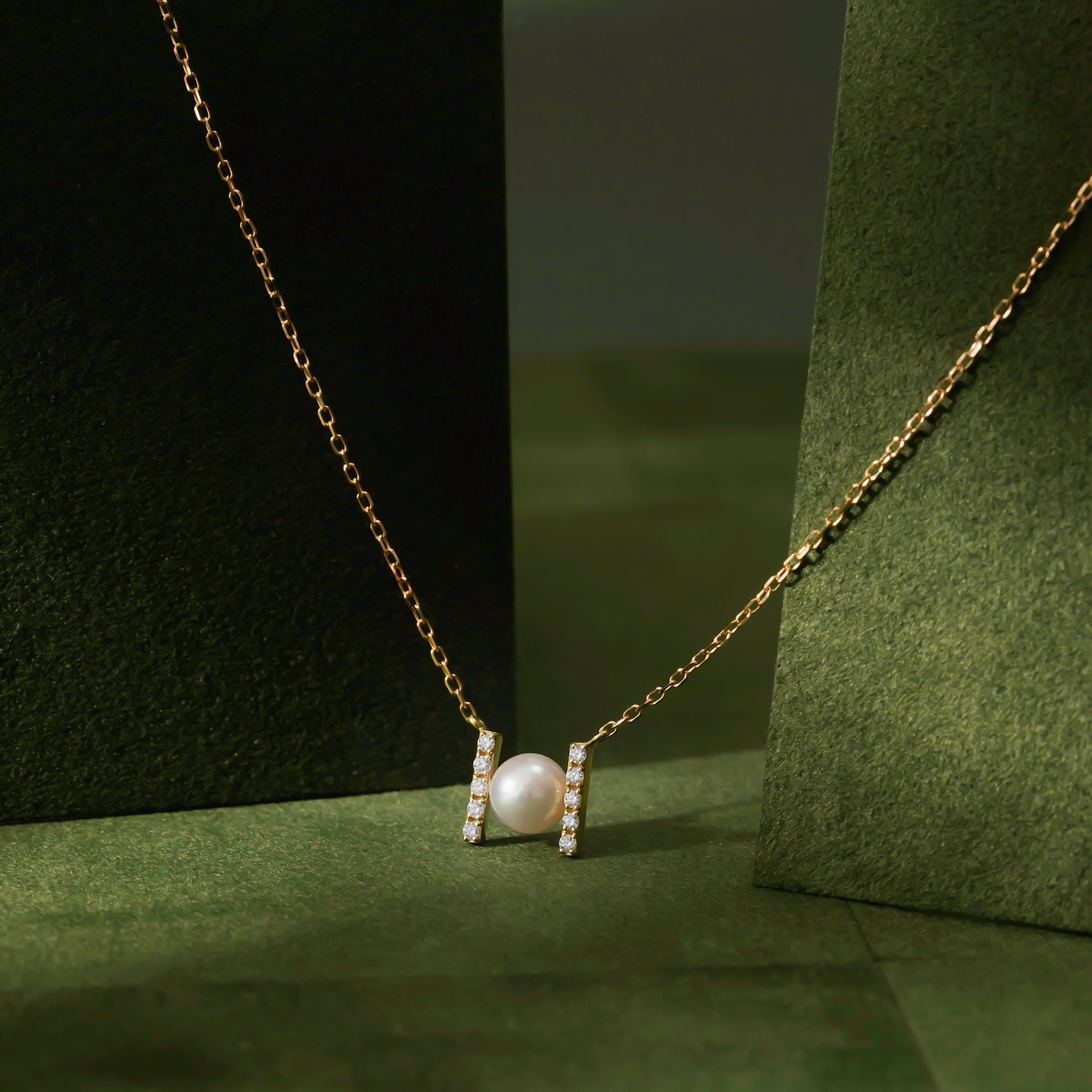 パール/ダイヤモンド K18ネックレス(アコヤ真珠/4.5mm)〈M0110011〉