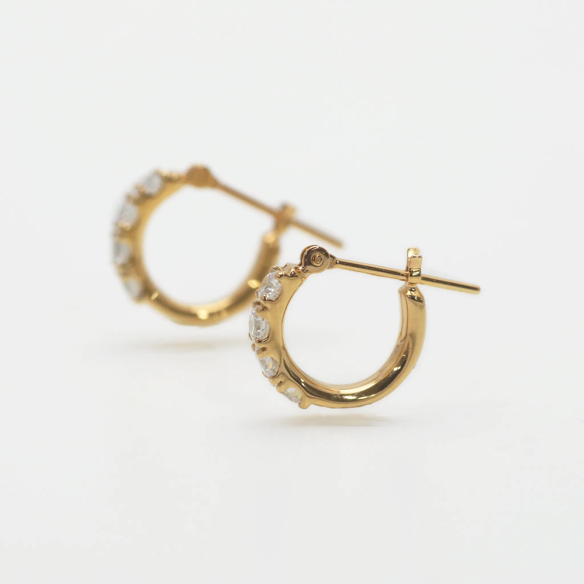 ダイヤモンド シルバーピアス（ラボグロウン/ミニフープ/0.4ct/4月誕生石）《WEPG0076》