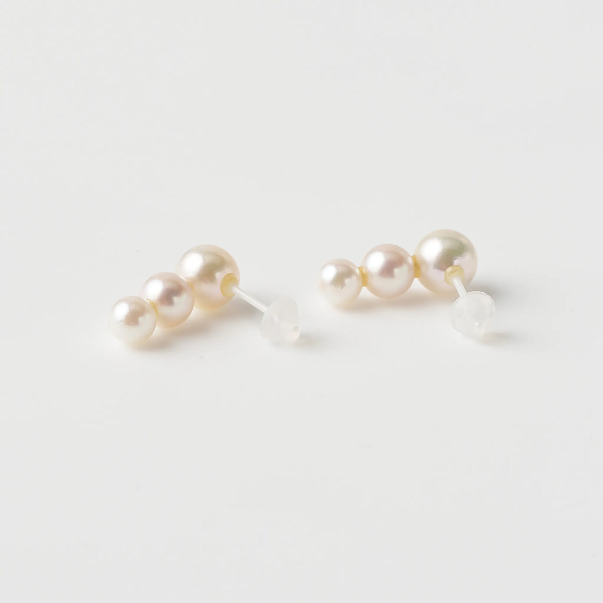 パール セラミックピアス(アコヤ真珠/5.0mm/6.0mm/7.0mm/6月誕生石)《WEPQ2879》