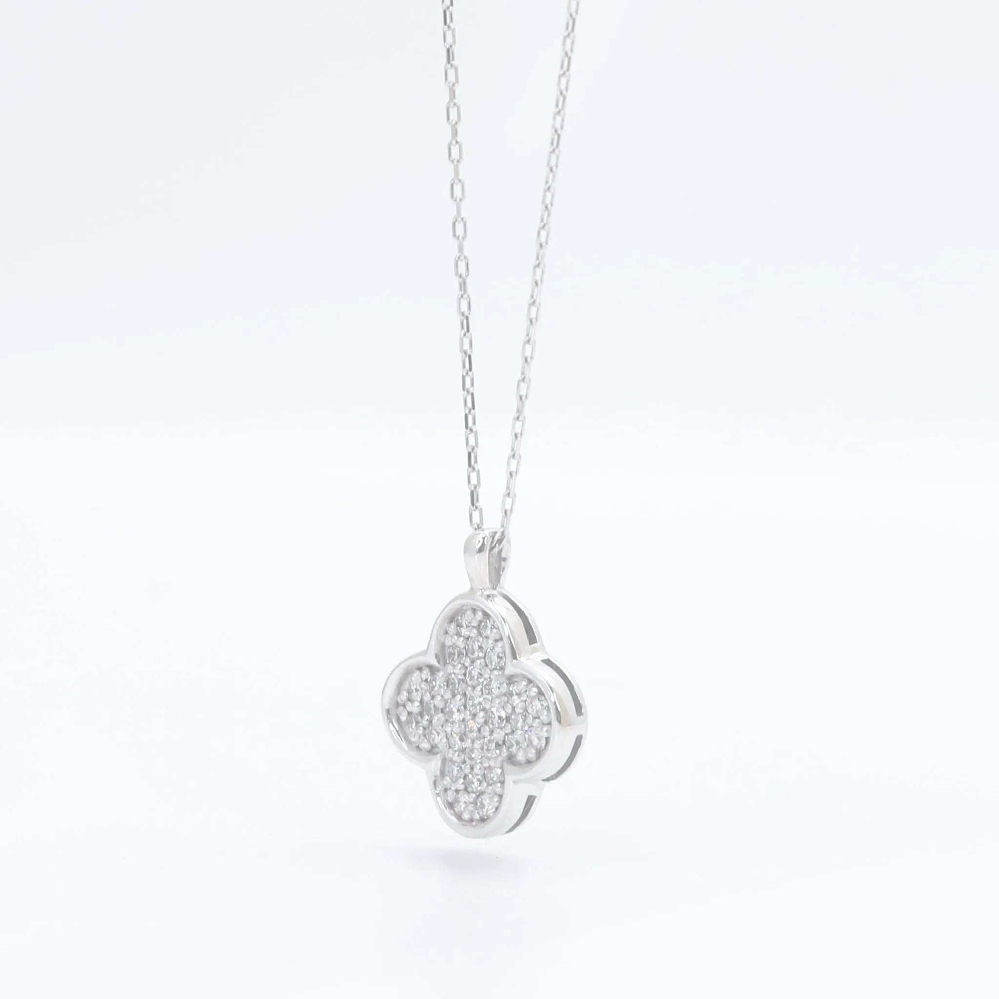 ダイヤモンド/オニキス K18ネックレス(計0.15カラット ダイヤモンド/オニキス K18ネックレス(計0.15カラット