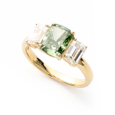 グリーンダイヤモンド K18リング(ラボグロウン/クッションカット/2.03ct/鑑別書付)《WRGG0027》
