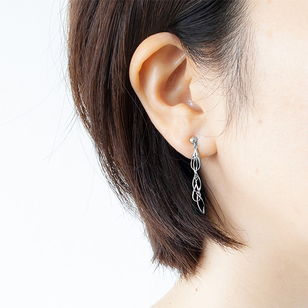 K14イヤリング《ZH10124-WG》 | 京セラジュエリー オンラインストア