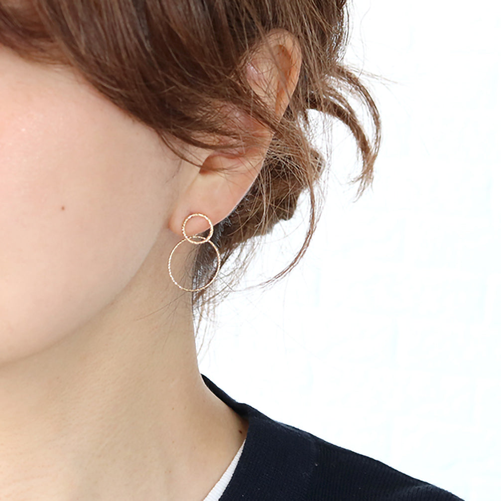 K18ピアス《ZH10136-YG》