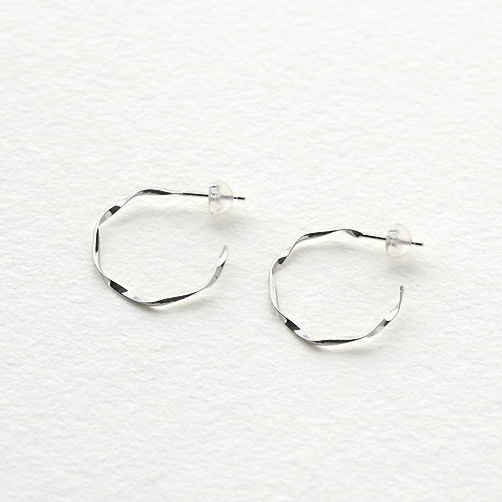 K14ピアス《ZH10163-WG》