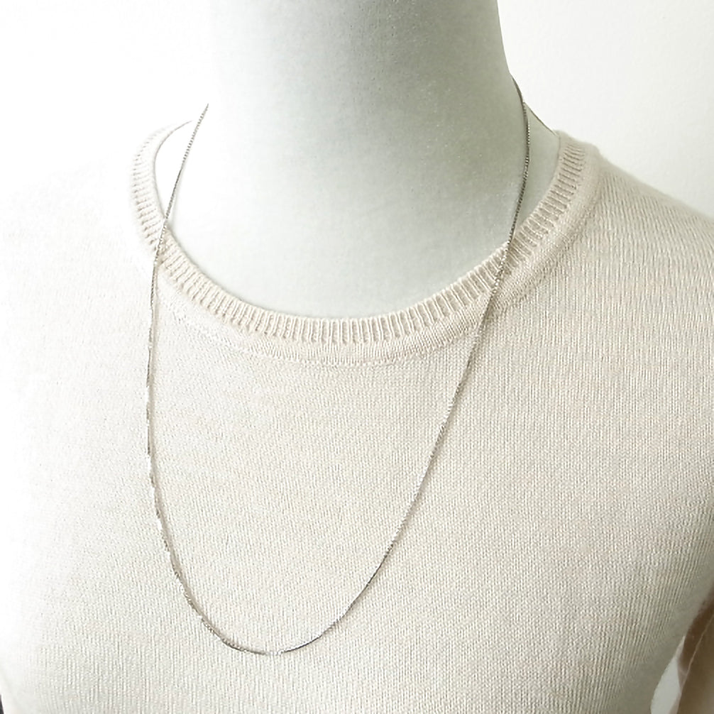 K18チェーン(ホワイトゴールド/ベネチアン/幅1.2mm/60cm/フリーアジャスター)《ZN01122-60》